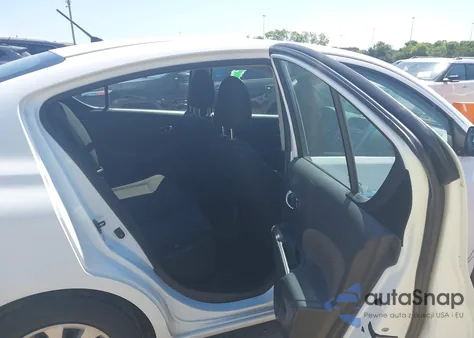 2017 Nissan Versa 1.6 Sv из США, поврежденный, VIN 3N1CN7AP4HK468937